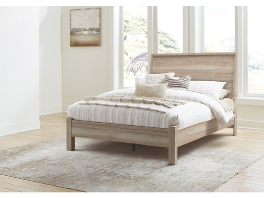 Hasbrick Queen Panel Bed With Post Leg Footboard