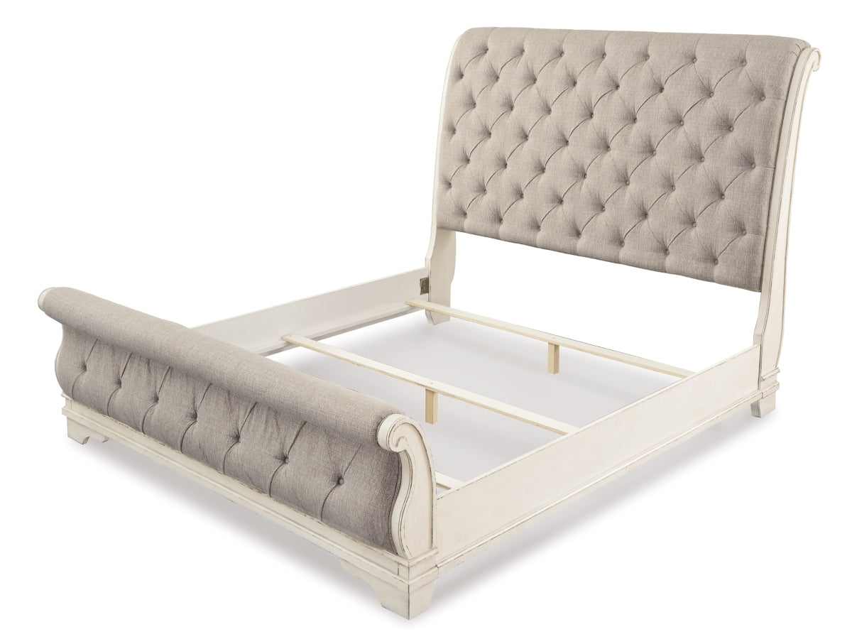 Realyn Sleigh Bed