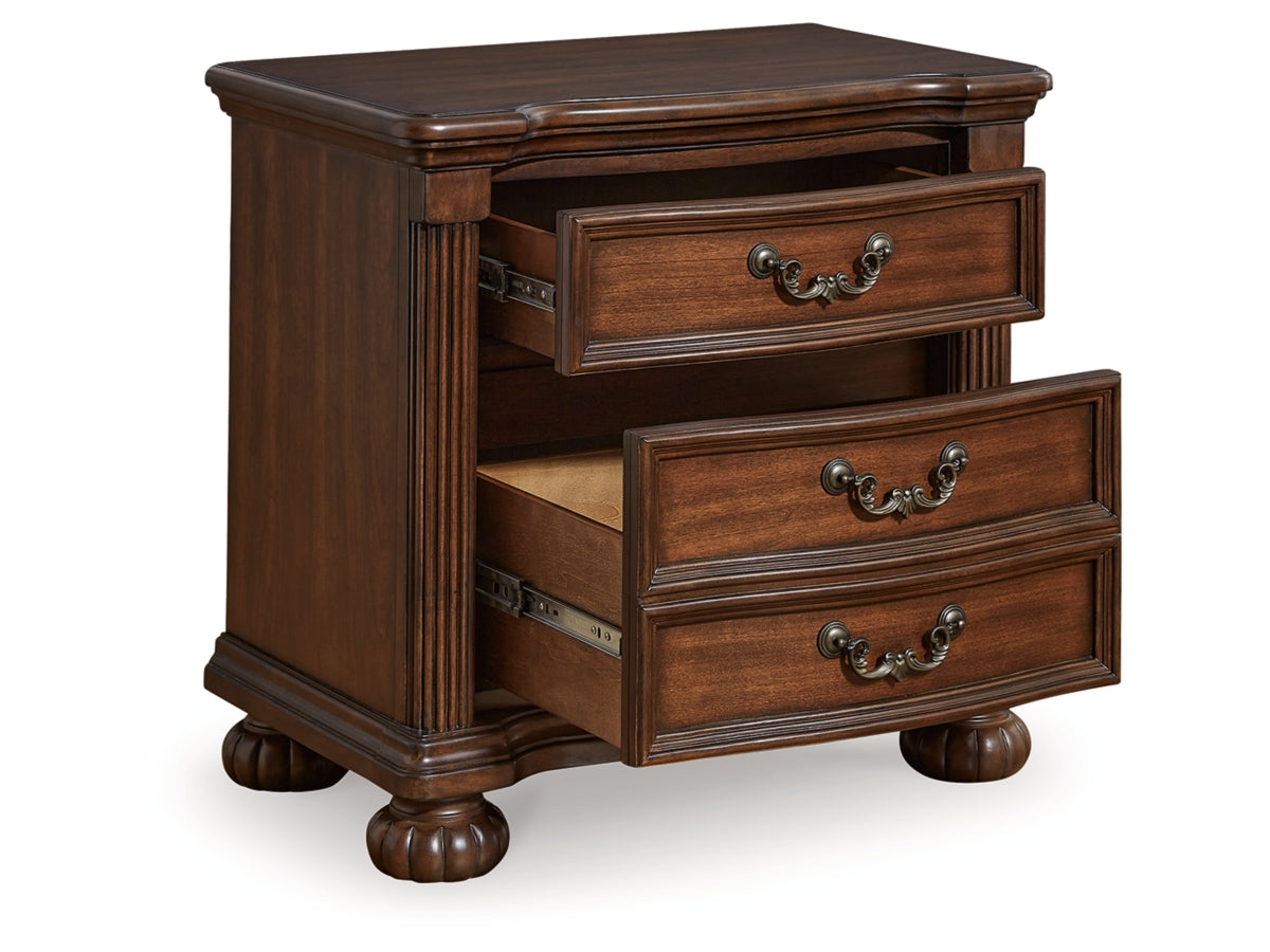 Lavinton 29" 2 Drawer Nightstand