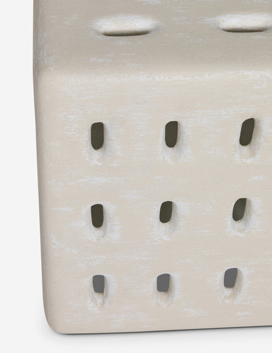 Cabra Indoor / Outdoor Side Table