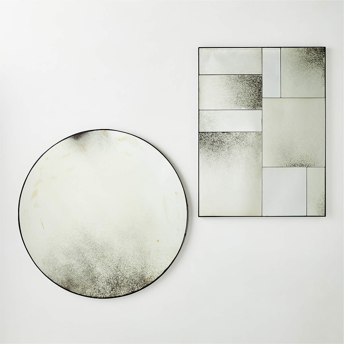 Clooney Antiqued Panel Wall Mirror 36''x48''