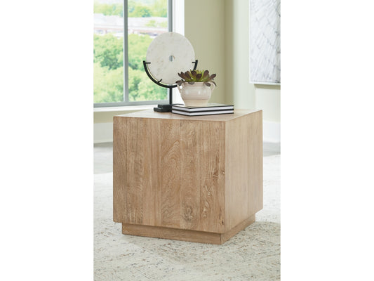 Belenburg Accent Table