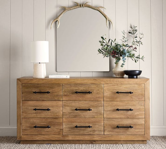 Oakleigh 9-Drawer Dresser (71.5")