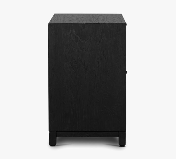 Bryer Nightstand (32")