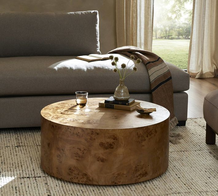 Crescent Round Coffee Table (31.5)