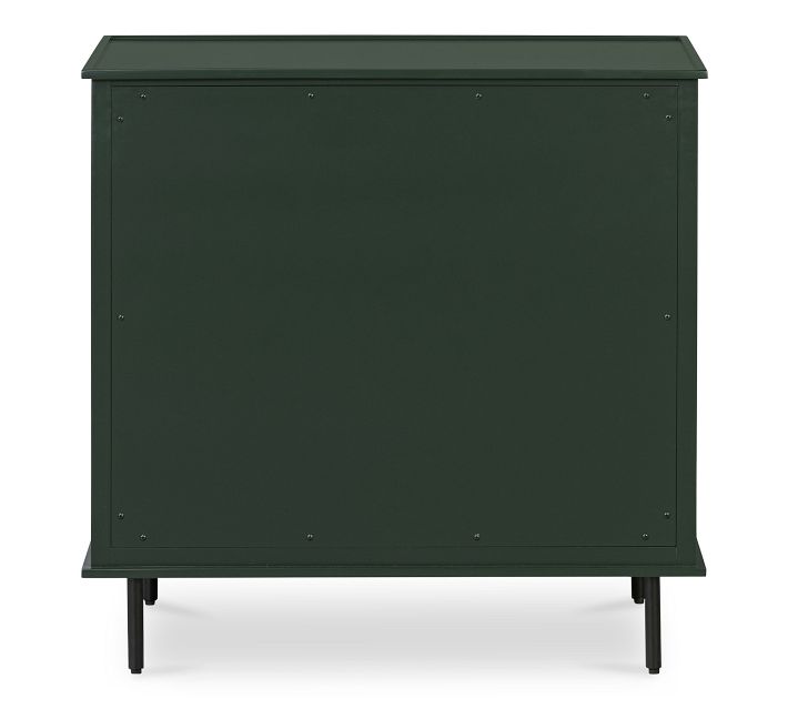 Dalewood 3-Drawer Nightstand (31")