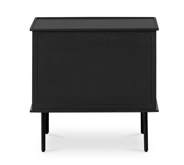 Dalewood Nightstand (25")