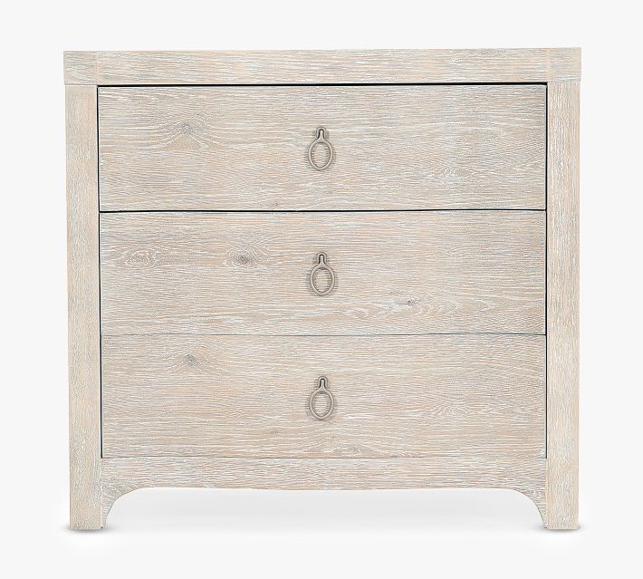 Delvy 3-Drawer Dresser (32")