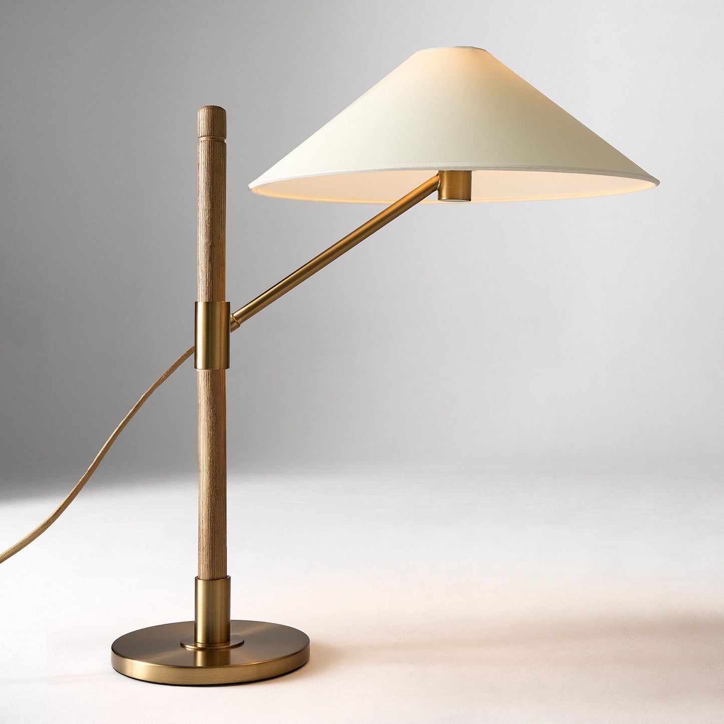 Devon Table Lamp (23")