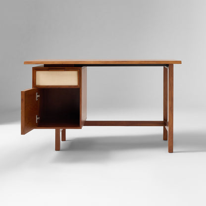 Douglas Tatami Desk (50")