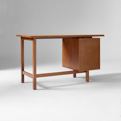 Douglas Tatami Desk (50")