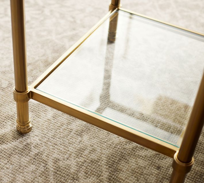 Everson Square Glass Side Table (22.5")