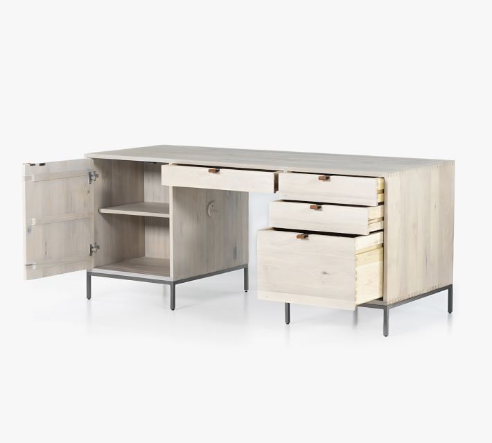 Graham Executive Desk (70")