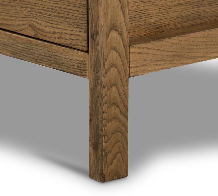 Idris Nightstand (22")