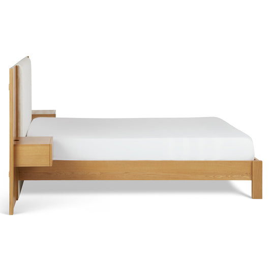 Cassie Ivory Chenille Oak King Bed