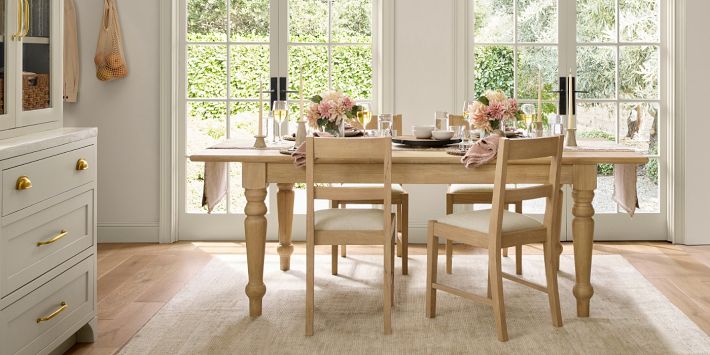 Aveline Extending Dining Table (66"-84")