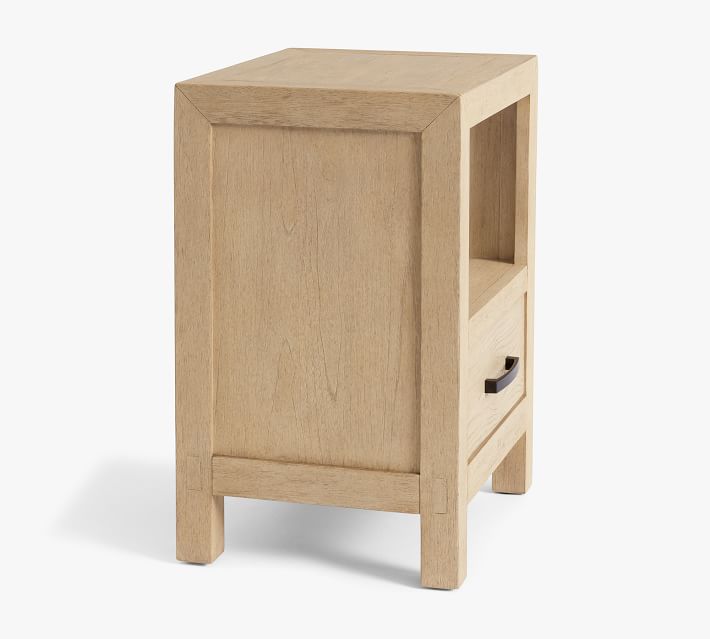 Linwood Mini Nightstand (18.5")