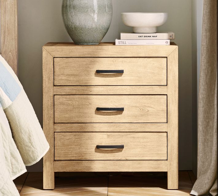 Linwood Nightstand (28")