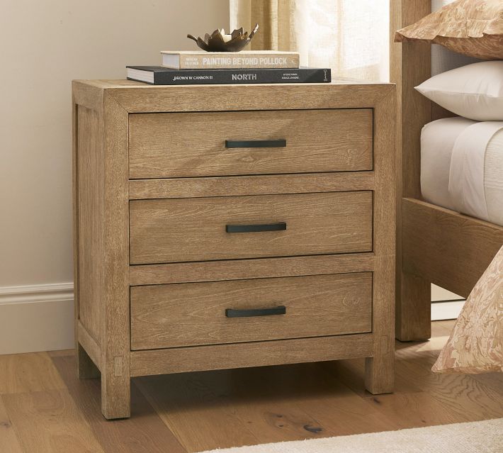 Linwood Nightstand (28")