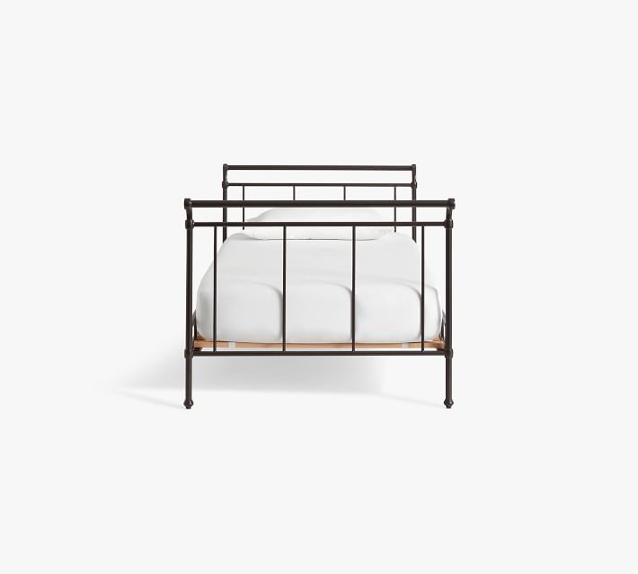 Loleta Iron Daybed