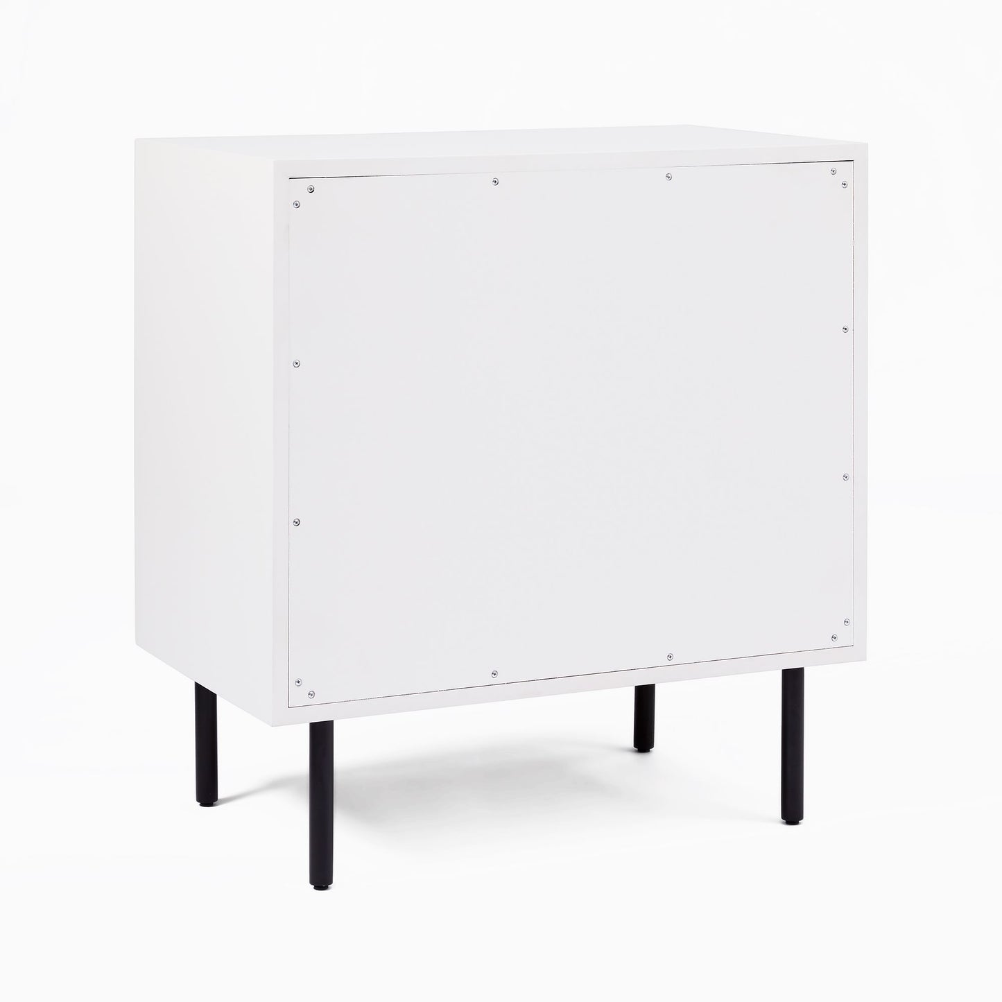 Quinn Closed 3-Drawer Nightstand (28")