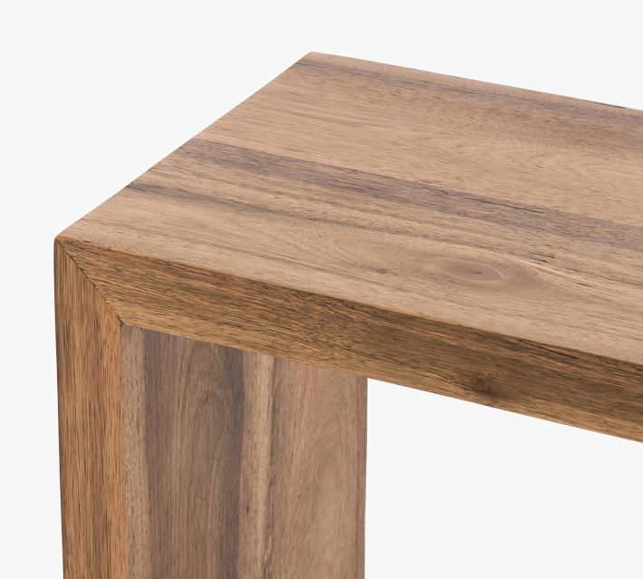 Terri C-Table (17.5")